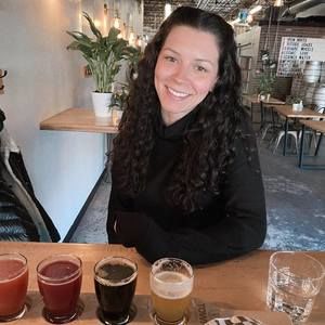 Meet your Posher, Ashley